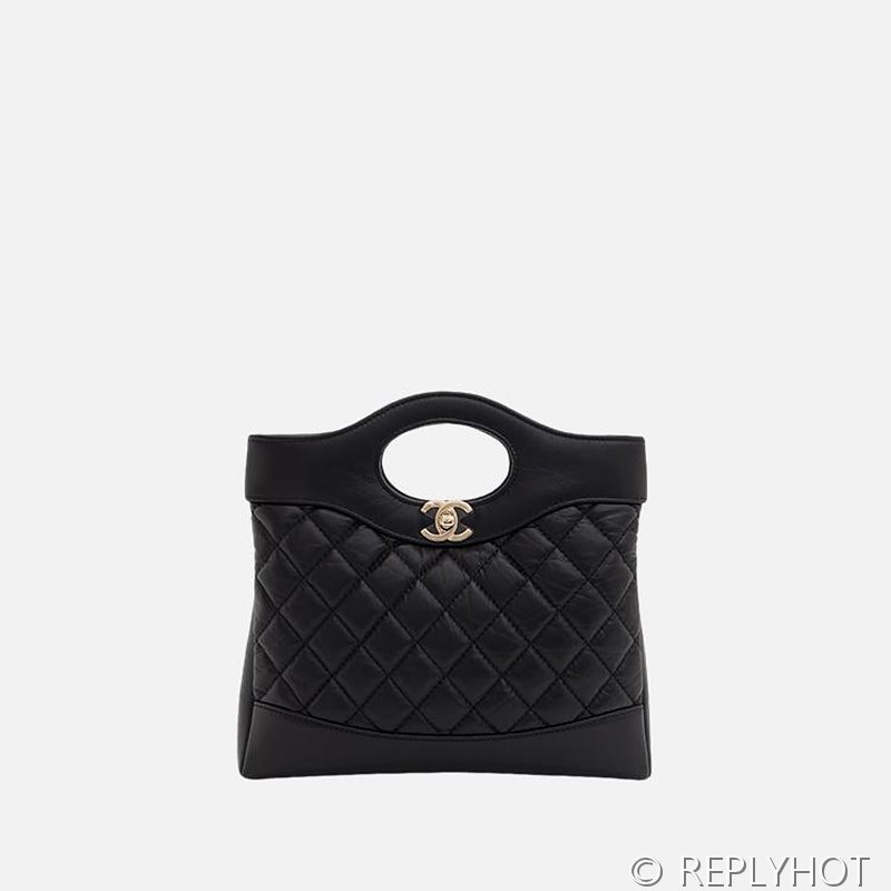 [하이엔드급] 샤넬 31 쇼핑백 카프스킨 골드메탈 블랙 [매장가 950만원대]