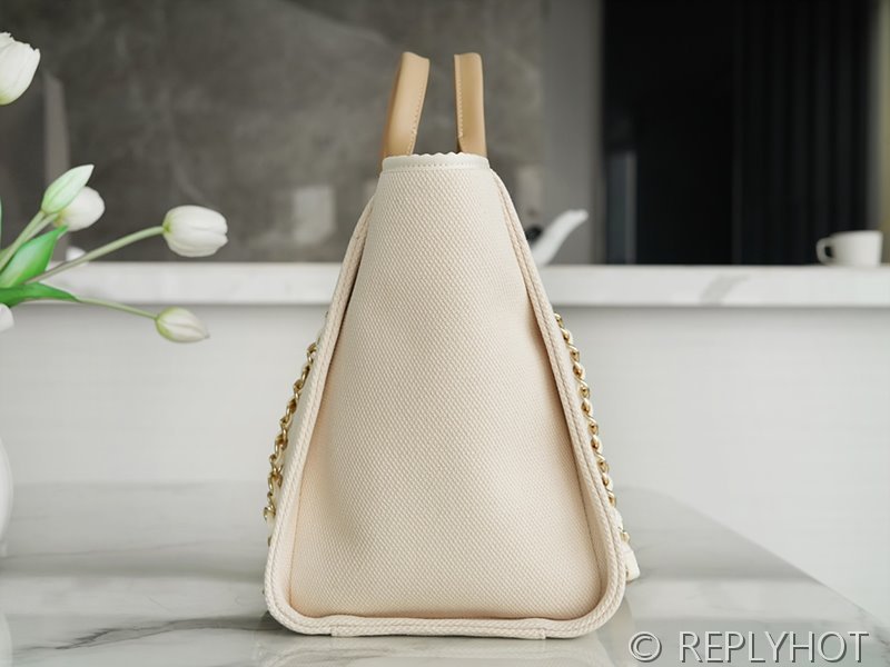 [하이엔드급] 샤넬 Deauville 진주 쇼핑백 [매장가 600만원대]