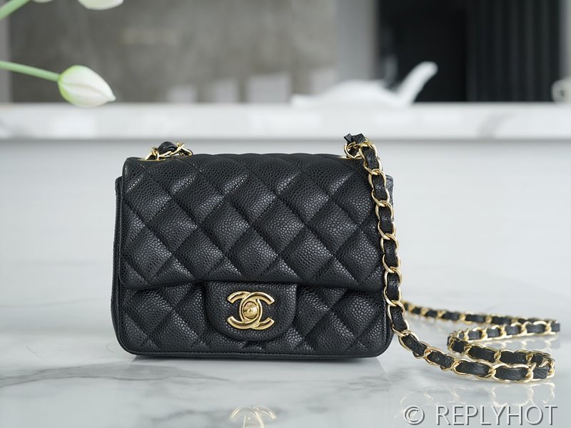 [하이엔드급] 샤넬 쁘띠삭 미니 플랩백 카프스킨 골드메탈 블랙 [매장가 673만원대]