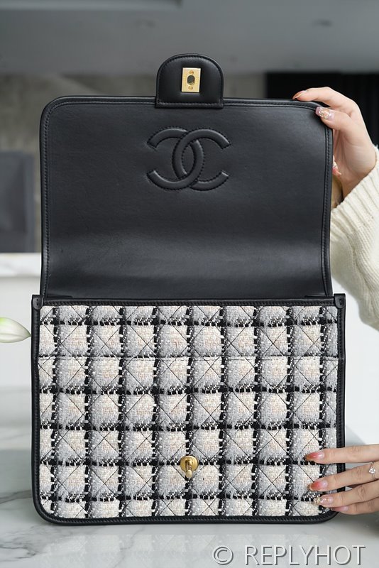 [하이엔드급] 샤넬 스쿨 메모리 백팩 트위드 골드메탈 아이보리&블랙 [매장가 1000만원대]