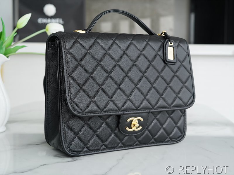 [하이엔드급] 샤넬 스쿨 메모리 백팩 카프스킨 골드메탈 블랙 [매장가 1000만원대]