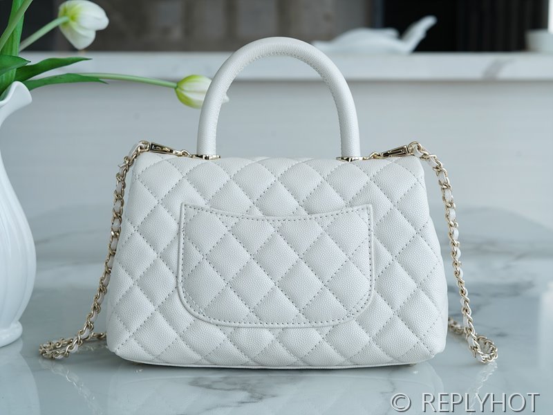 [하이엔드급] 샤넬 코코핸들 체인 달린 스몰백 카프스킨 골드메탈 화이트 [매장가 1400만원대]