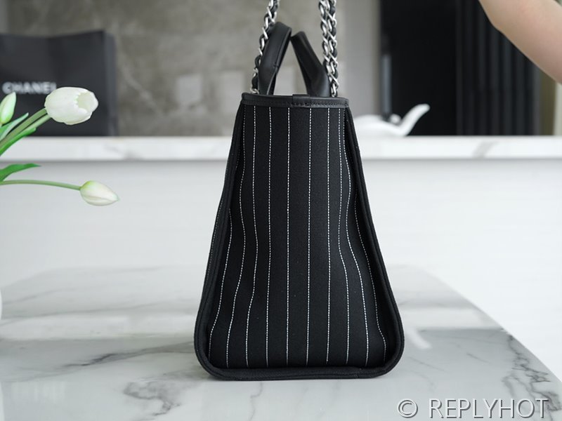 [하이엔드급] 샤넬 코튼 맥시 쇼핑백 [매장가 800만원대]