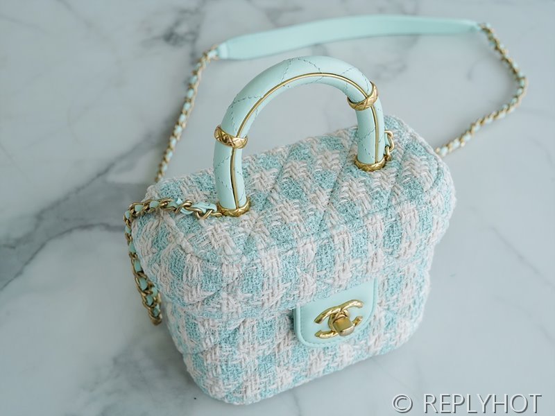 [하이엔드급] 샤넬 트위드 코스메틱 케이스 [매장가 700만원대]