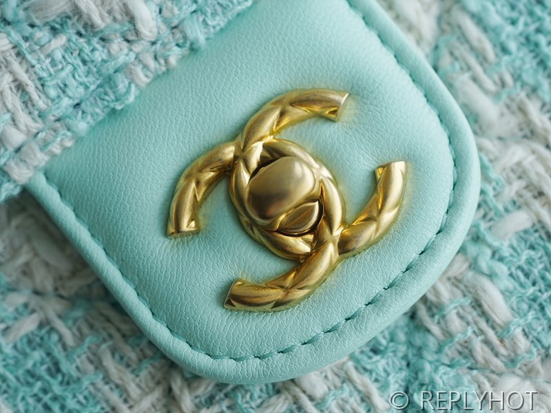 [하이엔드급] 샤넬 트위드 코스메틱 케이스 [매장가 700만원대]