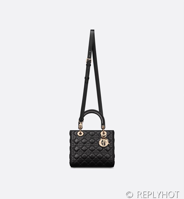 디올 Lady Dior 미디움 백 / 블랙 [매장가900만원대]