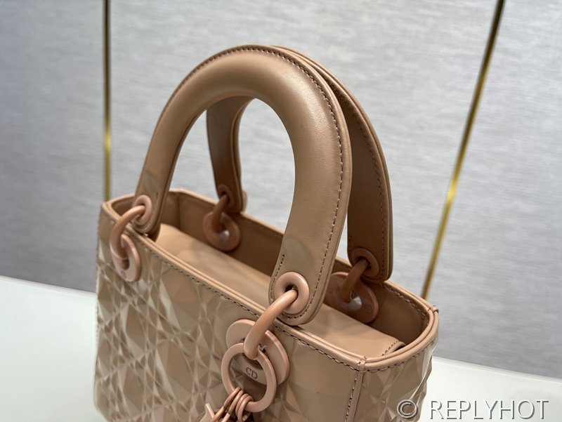 디올 Lady Dior My ABCDior 스몰 백 / 핑크 다이아몬드퀄팅 [매장가840만원대]