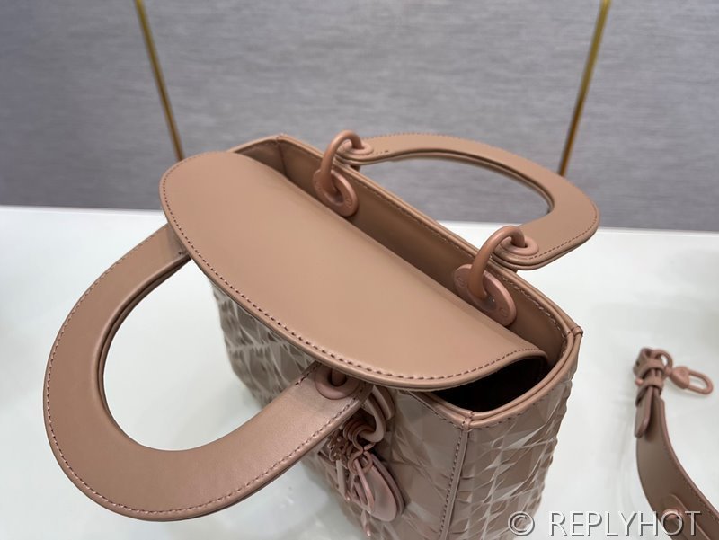 디올 Lady Dior My ABCDior 스몰 백 / 핑크 다이아몬드퀄팅 [매장가840만원대]