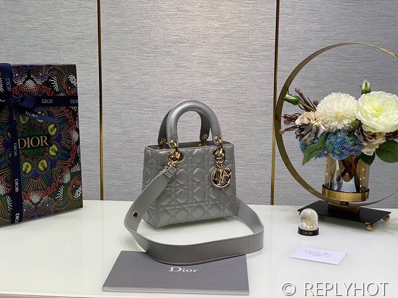 디올 Lady Dior My ABCDior 스몰 백 / 오팔린 그레이 펄 [매장가840만원대]
