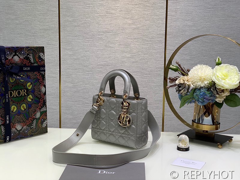 디올 Lady Dior My ABCDior 스몰 백 / 오팔린 그레이 펄 [매장가840만원대]