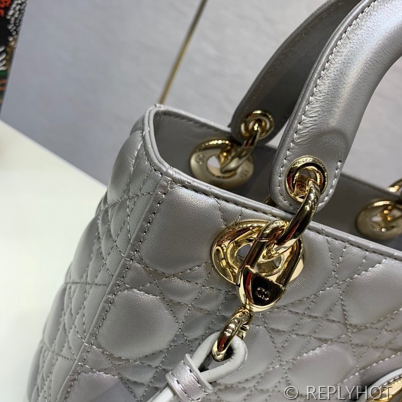 디올 Lady Dior My ABCDior 스몰 백 / 오팔린 그레이 펄 [매장가840만원대]