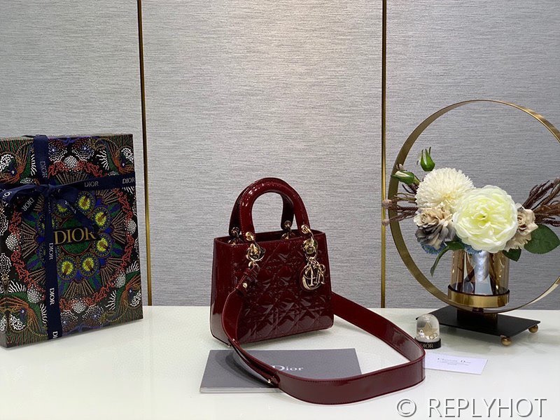 디올 Lady Dior My ABCDior 스몰 백 / 버건디 페이턴트 [매장가840만원대]