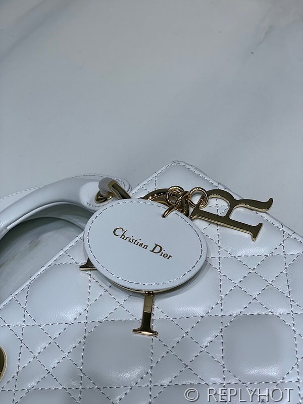 디올 Lady Dior My ABCDior 스몰 백 / 화이트 [매장가840만원대]