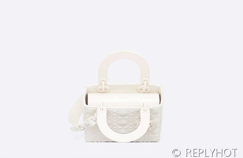 디올 Lady Dior My ABCDior 스몰 백 / 화이트 다이아몬드퀄팅 [매장가840만원대]
