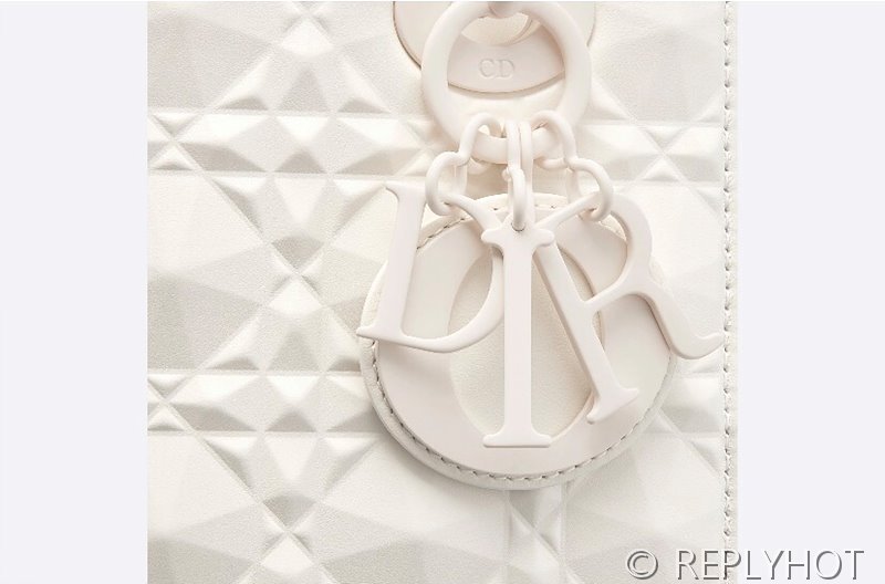디올 Lady Dior My ABCDior 스몰 백 / 화이트 다이아몬드퀄팅 [매장가840만원대]