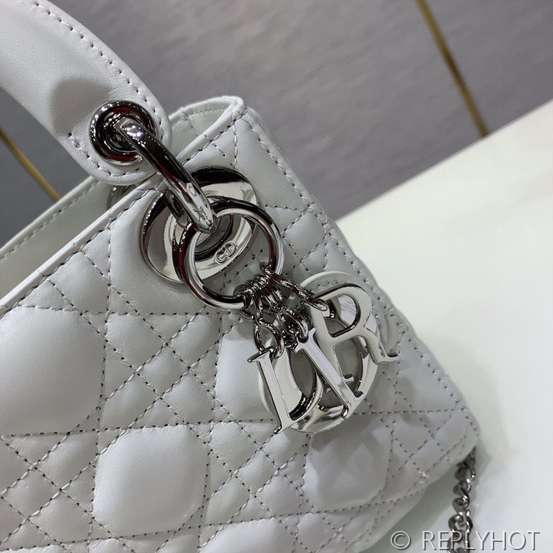 디올 Lady Dior 미니 백 / 화이트실버 [매장가750만원대]