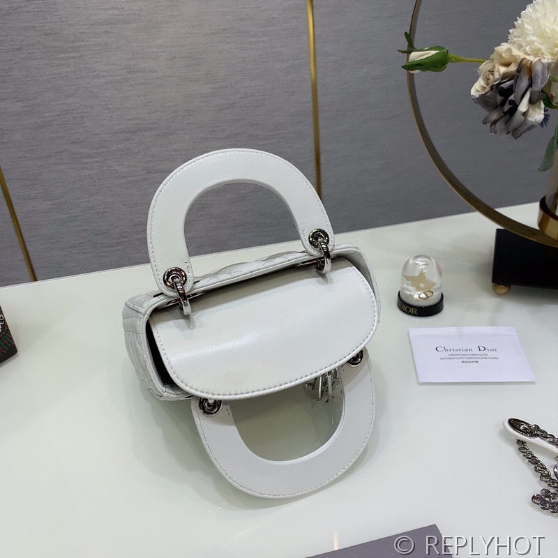 디올 Lady Dior 미니 백 / 화이트실버 [매장가750만원대]