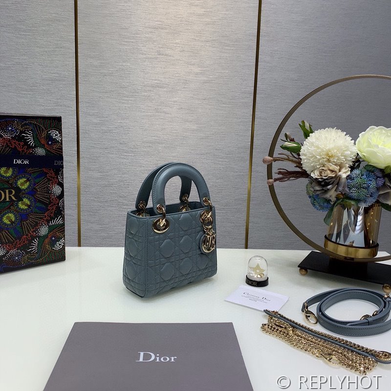 디올 Lady Dior 미니 백 / 헤이즈블루 [매장가750만원대]