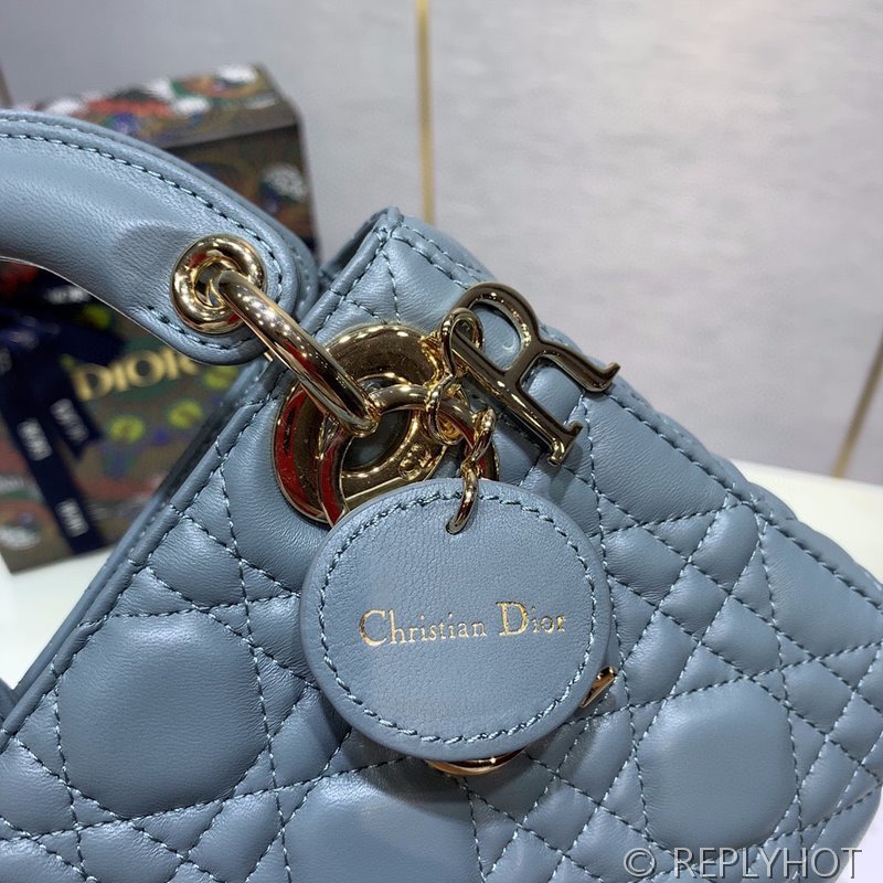 디올 Lady Dior 미니 백 / 헤이즈블루 [매장가750만원대]