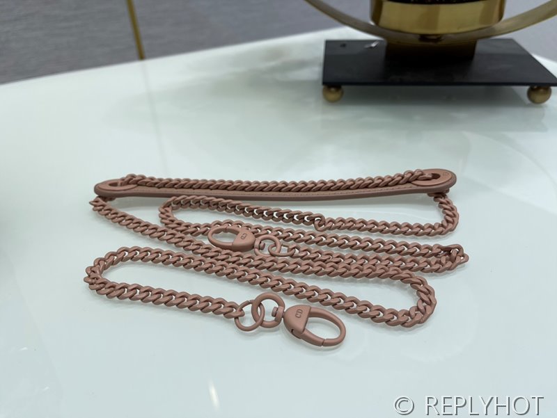 디올 Lady Dior 미니 백 / 핑크 다이아몬드퀄링 [매장가750만원대]