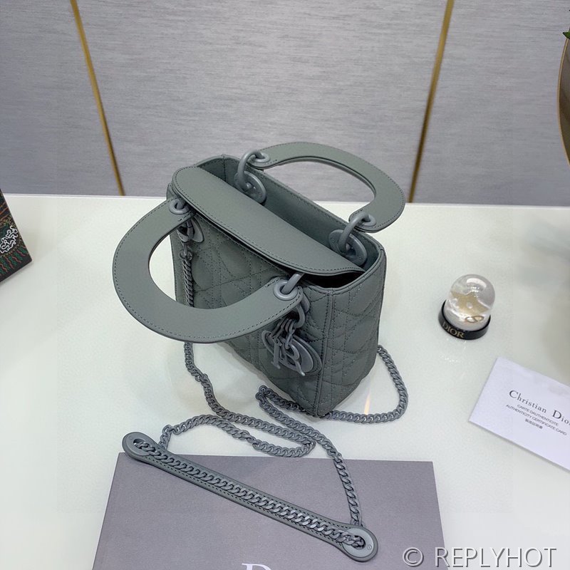 디올 Lady Dior 미니 백 / 울트라매트 스톤그레이 [매장가750만원대]
