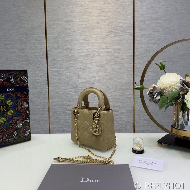 디올 Lady Dior 미니 백 / 비스킷 에나멜 [매장가750만원대]
