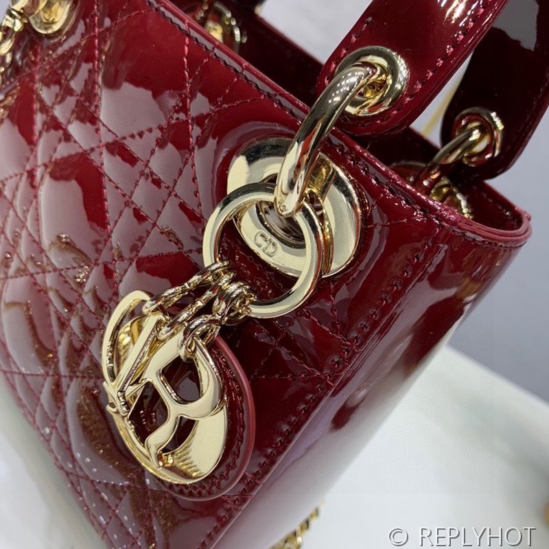 디올 Lady Dior 미니 백 / 버건디 페이턴트 [매장가750만원대]