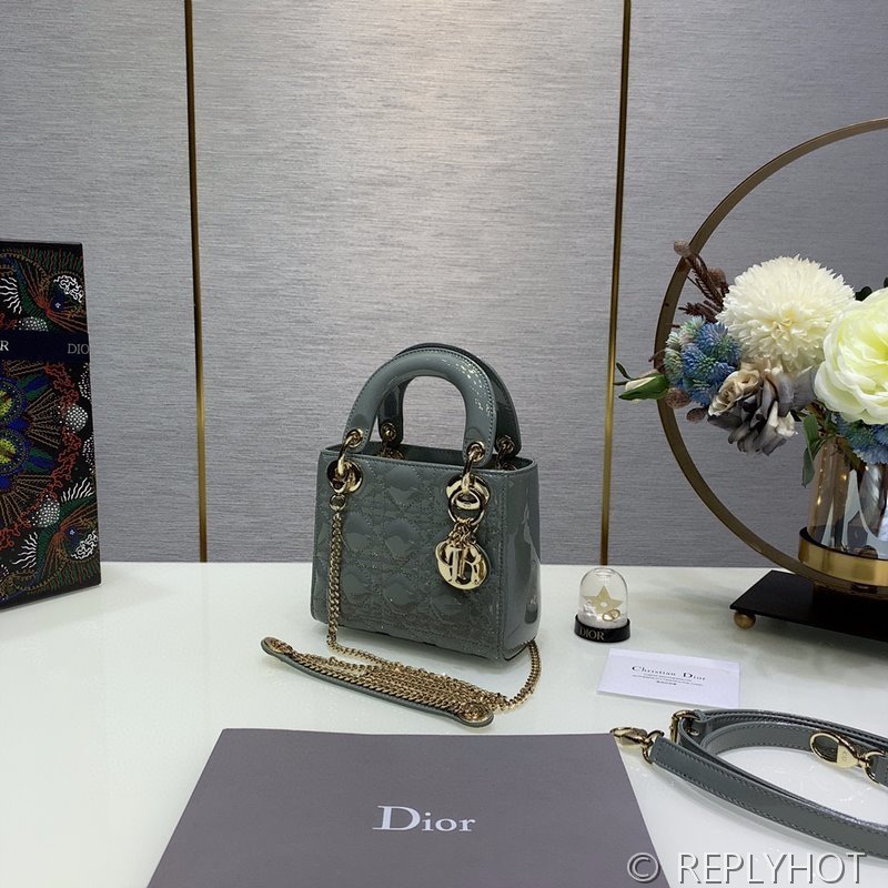 디올 Lady Dior 미니 백 / 스톤그레이 페이턴트 [매장가750만원대]