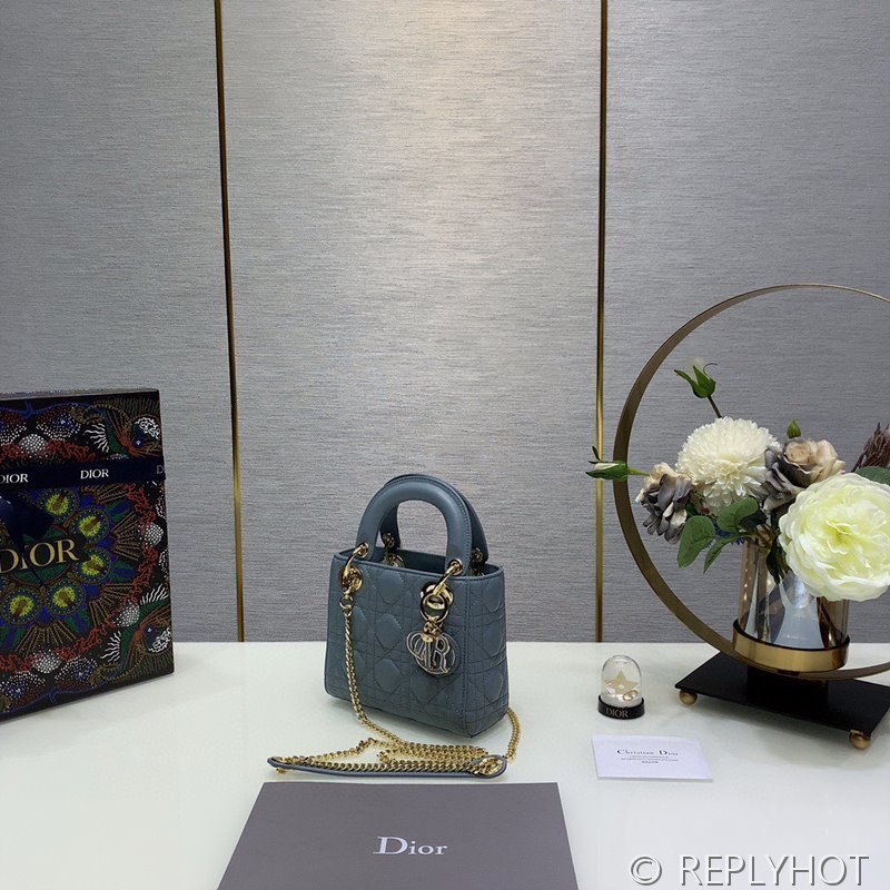 디올 Lady Dior 미니 백 / 데님블루 에나멜 [매장가750만원대]