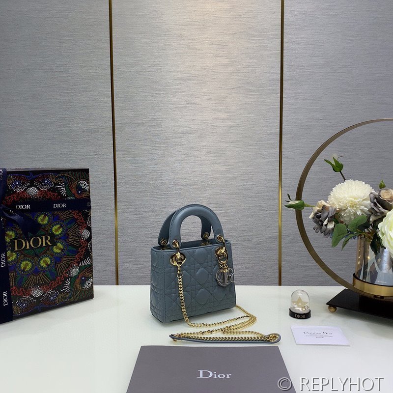 디올 Lady Dior 미니 백 / 데님블루 에나멜 [매장가750만원대]