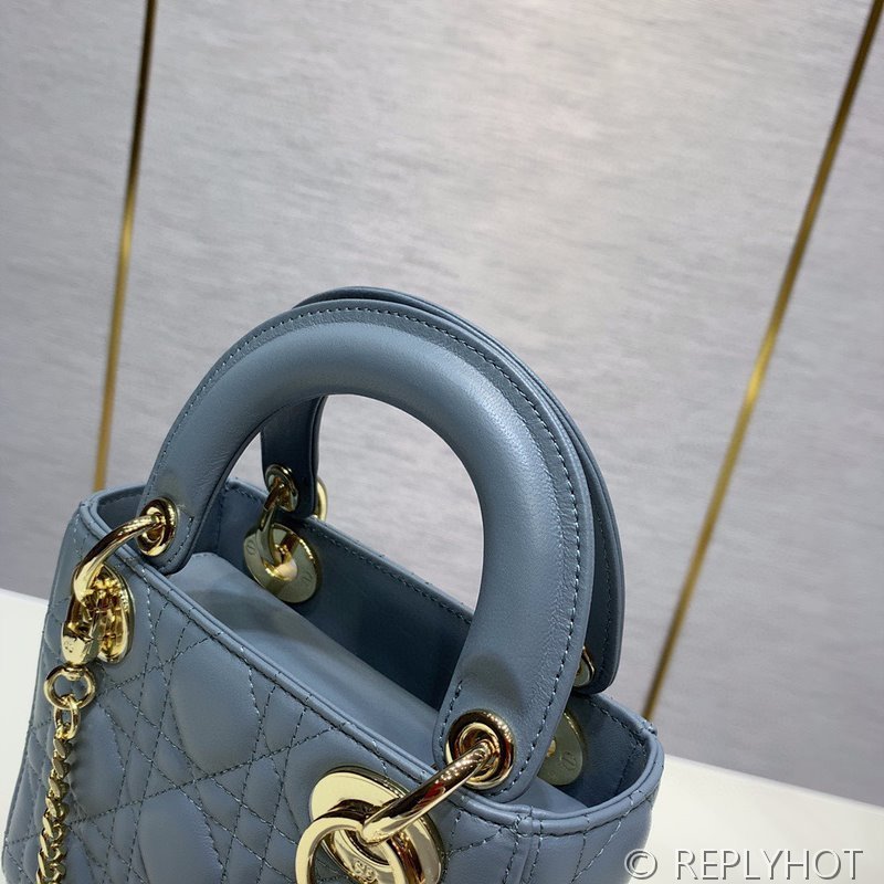 디올 Lady Dior 미니 백 / 데님블루 에나멜 [매장가750만원대]