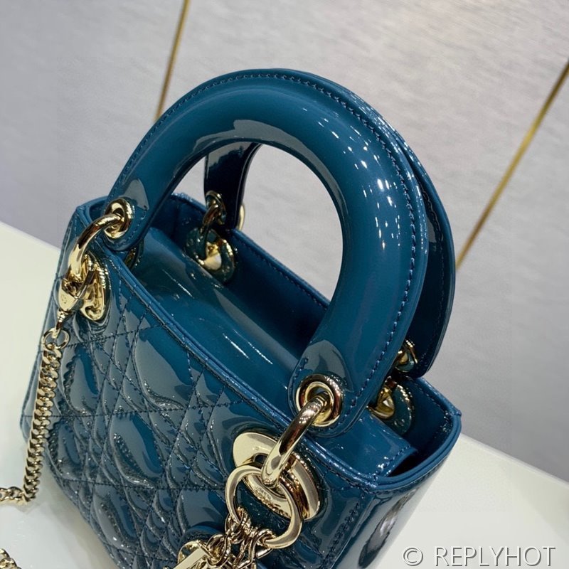 디올 Lady Dior 미니 백 / 네이비블루 페이턴트 [매장가750만원대]