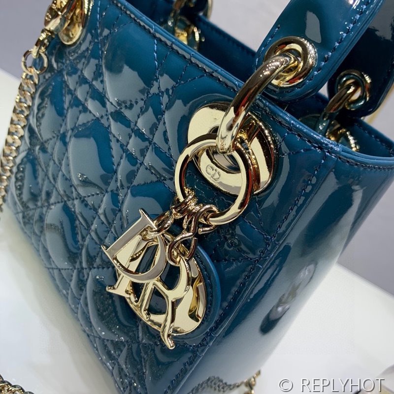 디올 Lady Dior 미니 백 / 네이비블루 페이턴트 [매장가750만원대]