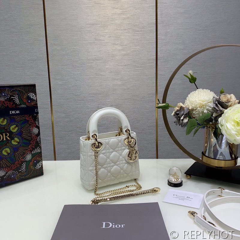 디올 Lady Dior 미니 백 / 화이트 [매장가750만원대]