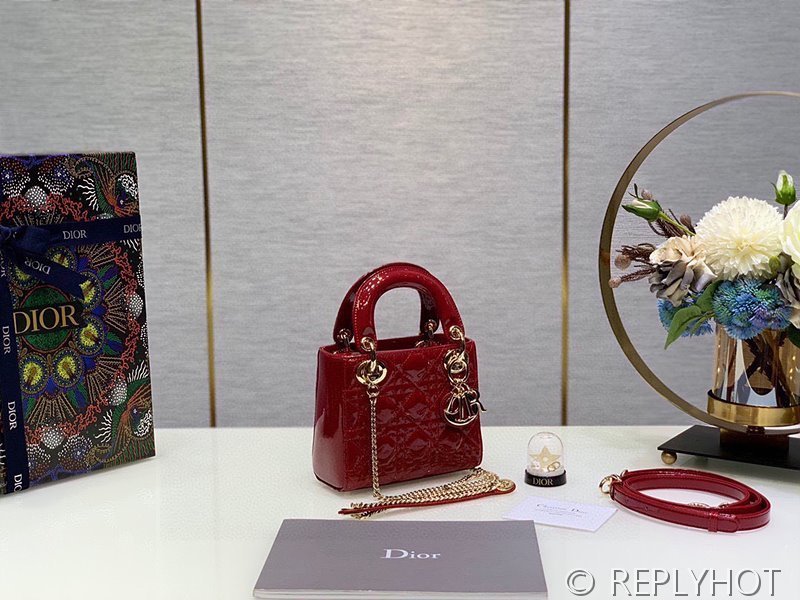 디올 Lady Dior 미니 백 / 체리레드페이턴트 [매장가750만원대]