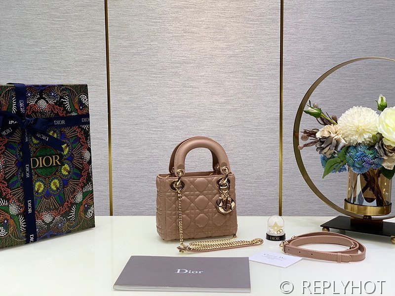 디올 Lady Dior 미니 백 / 블러쉬핑크 [매장가750만원대]