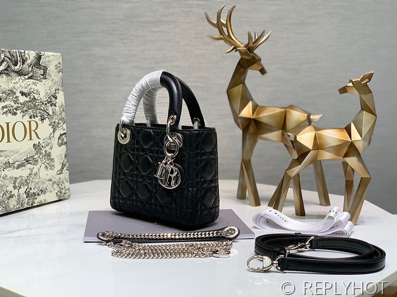 디올 Lady Dior 미니 백 / 블랙실버 [매장가750만원대]
