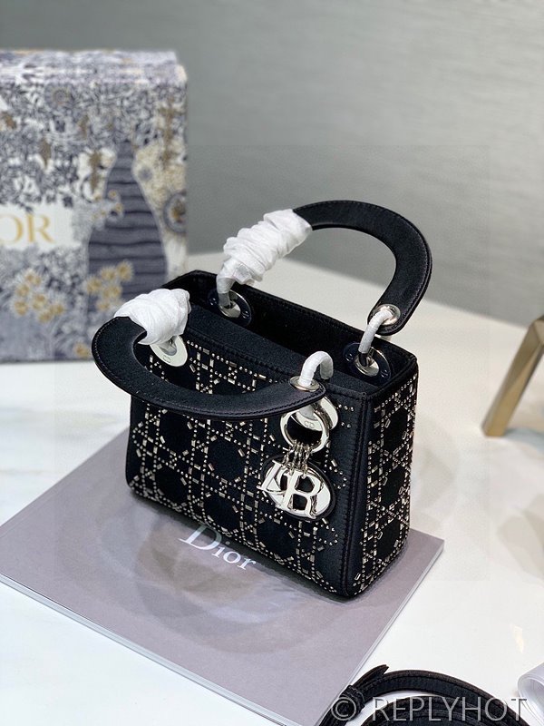 디올 Lady Dior 미니 백 / 라인스톤 블랙 [매장가750만원대]