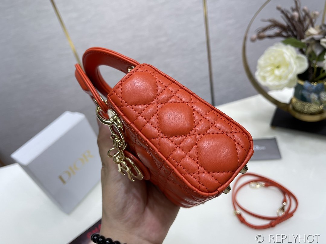 디올 Lady Dior 마이크로 백 / 오렌지레드 [매장가540만원대]