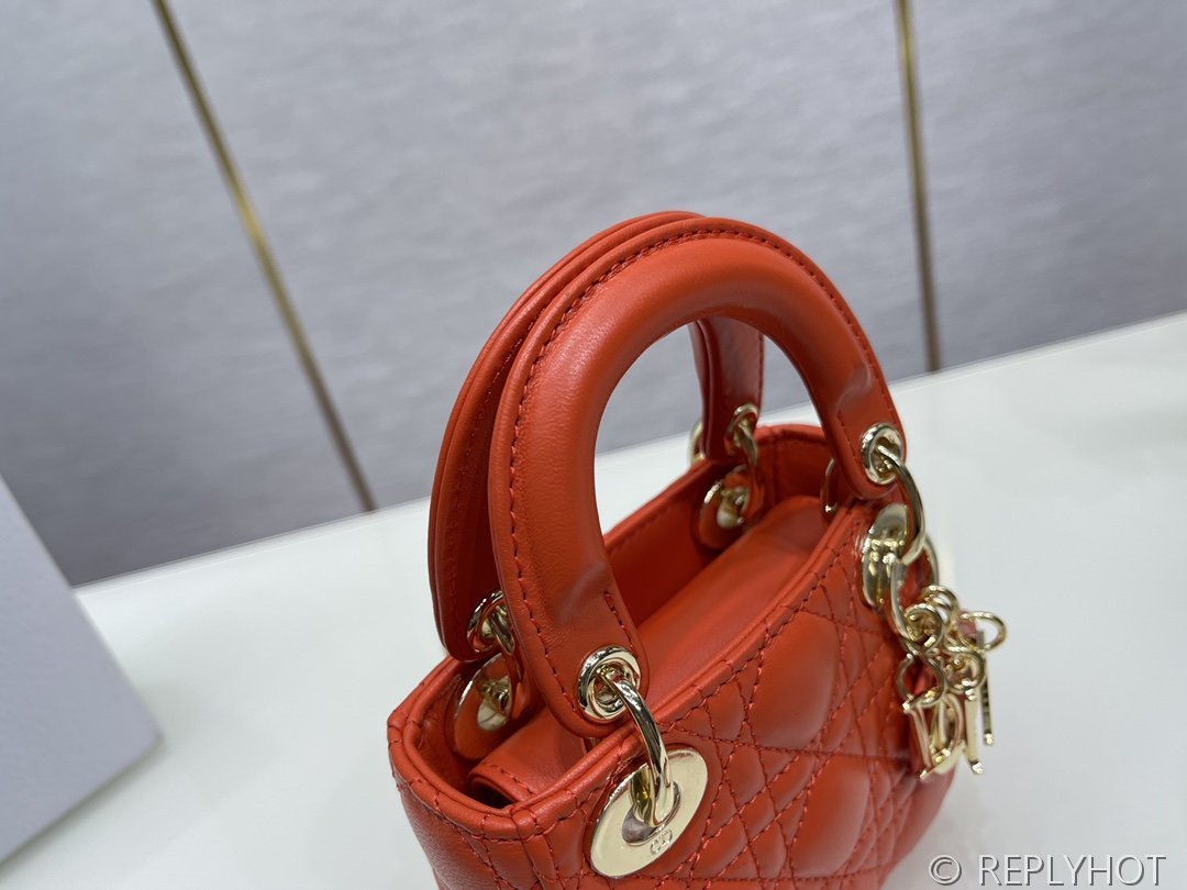 디올 Lady Dior 마이크로 백 / 오렌지레드 [매장가540만원대]