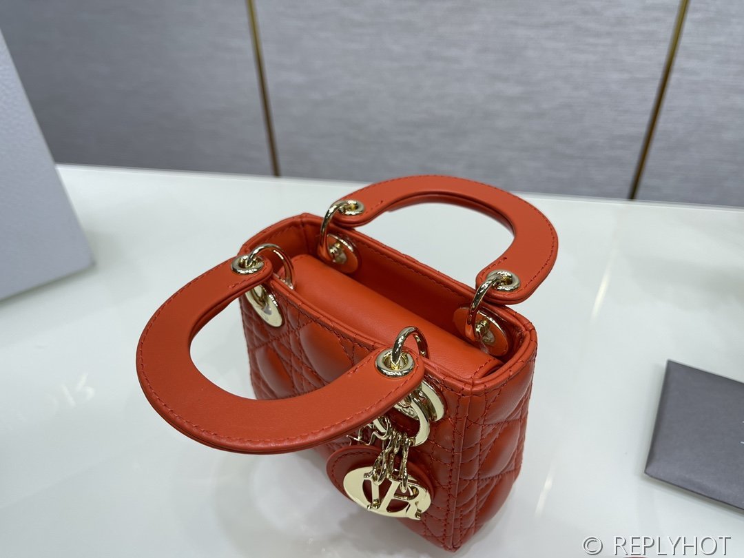 디올 Lady Dior 마이크로 백 / 오렌지레드 [매장가540만원대]