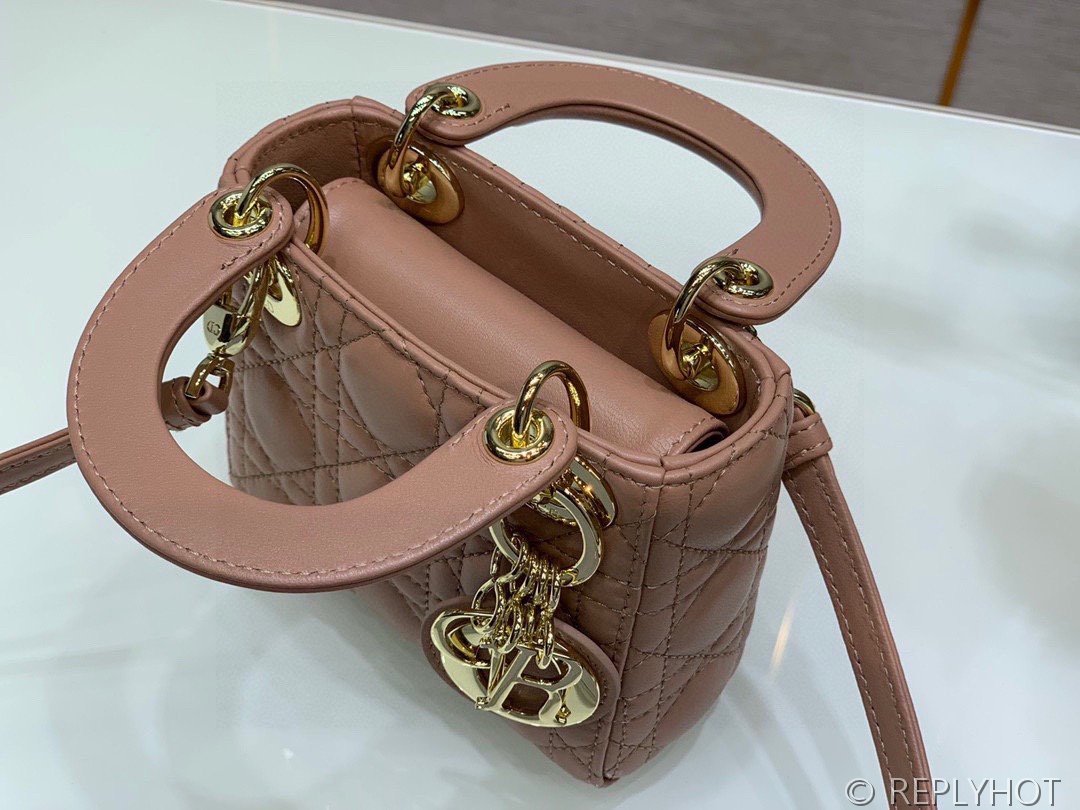디올 Lady Dior 마이크로 백 / 블러쉬핑크 [매장가540만원대]