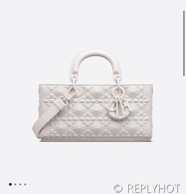 디올 Lady D-Joy 미디움 백 / 화이트 다이아몬드퀄팅 [매장가740만원대]