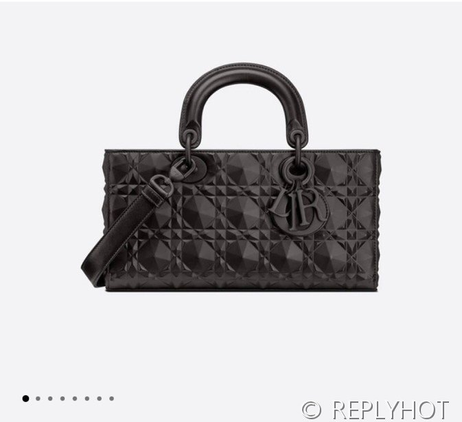 디올 Lady D-Joy 미디움 백 / 블랙 다이아몬트퀄팅 [매장가740만원대]