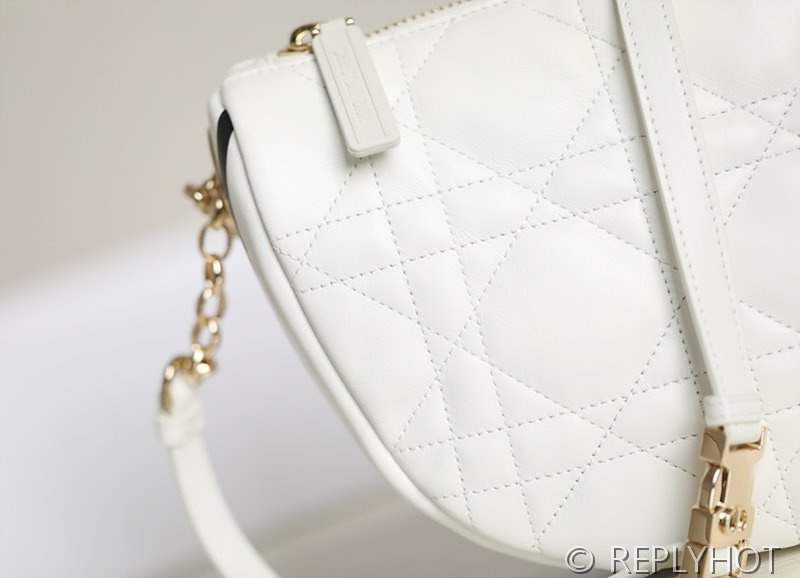 디올 바이브 호보 숄더백 / 미디움 / 화이트