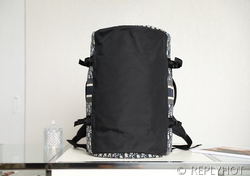 디올 DiorTravel 라지 백팩 [매장가 455만원대]