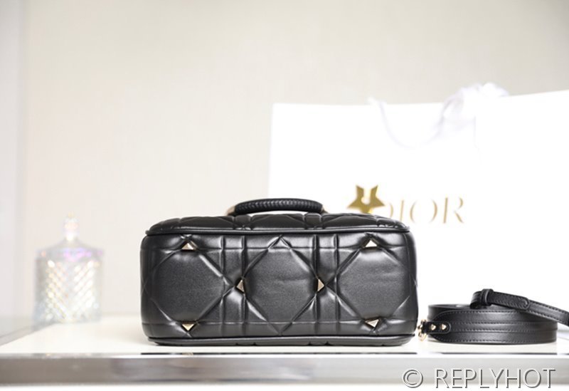 디올 Lady 95.22 백 블랙 [매장가 830만원대]