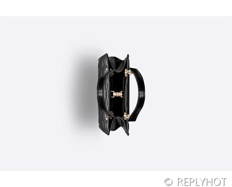 디올 에센셜 Book Tote 토트 백 스몰 / 블랙 [매장가560만원대]