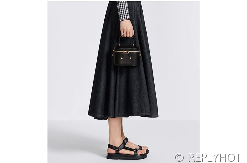 디올 스몰 CD 시그니쳐 베니티 케이스 / 블랙 [매장가 355만원대]