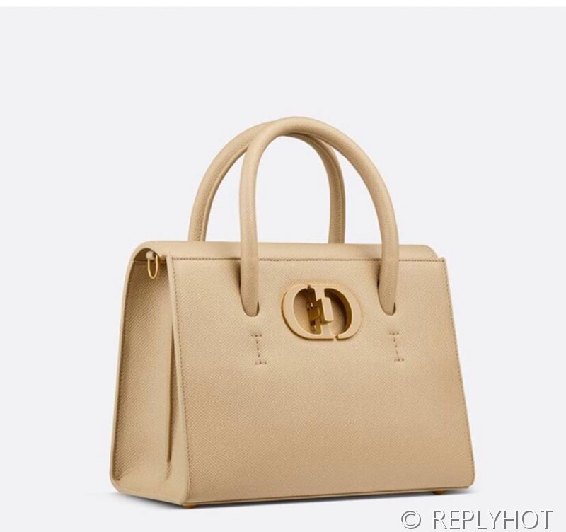 디올 ST HONORE 30 몽테뉴 카바백 / 샌드 [매장가600만원대]
